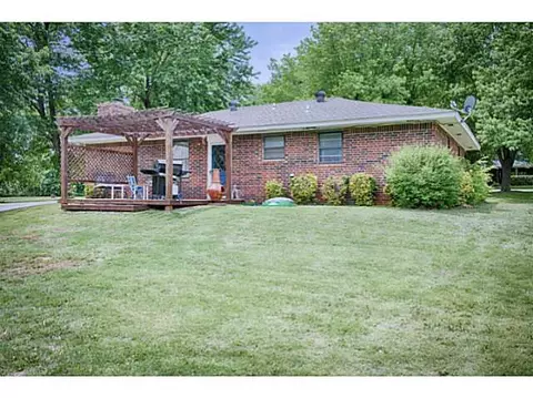 100 Pinewood Dr, Tuttle, OK 73089 photo 16