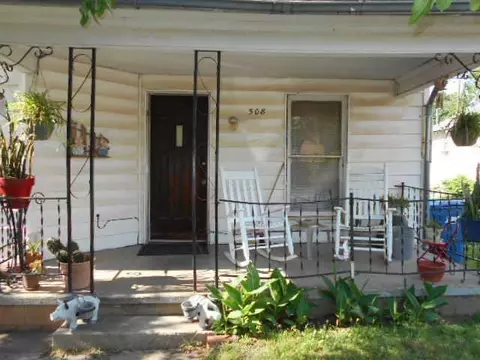 508 E 10th St, Chandler, OK 74834 photo 2