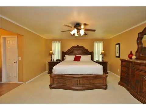 619 Deano Dr, Tuttle, OK 73089 photo 8