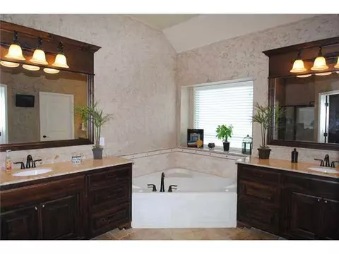 4204 Hackney Wick Rd, Norman, OK 73072 photo 13