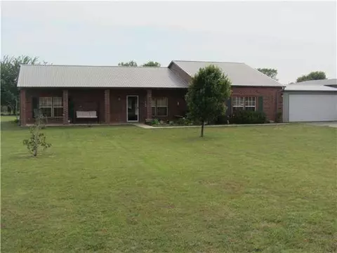 1002 S Czech Hall Rd, Tuttle, OK 73089 photo 1