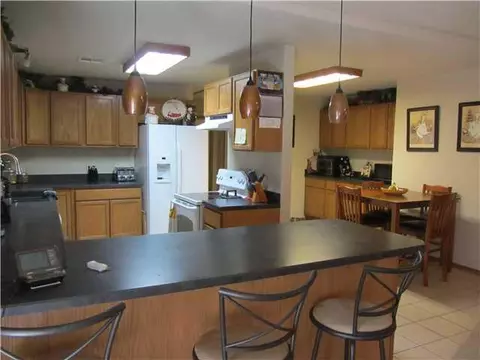 1002 S Czech Hall Rd, Tuttle, OK 73089 photo 6