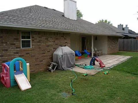 2017 Timberview Dr, Edmond, OK 73013 photo 14