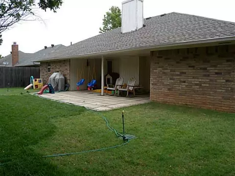 2017 Timberview Dr, Edmond, OK 73013 photo 13
