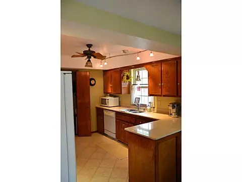 2017 Timberview Dr, Edmond, OK 73013 photo 5