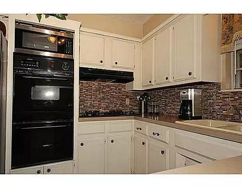 1401 Old Mill Rd, Moore, OK 73160 photo 8