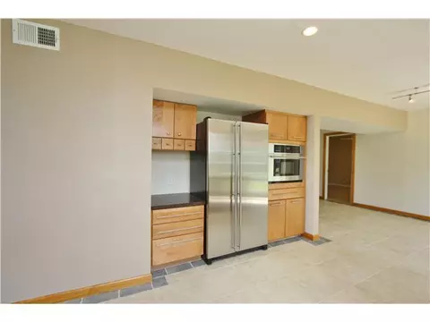 10108 E Rolling Meadows Dr, Mustang, OK 73064 photo 8