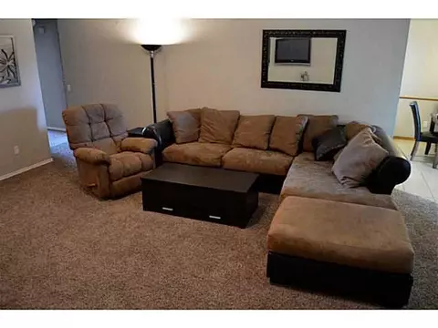 1605 Tara Dr, Moore, OK 73160 photo 6