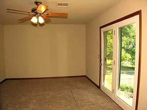 21437 Judy Cir, Mcloud, OK 74851 photo 11