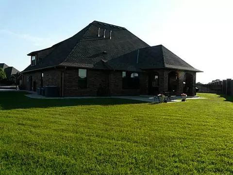 3000 White Cedar Ct, Moore, OK 73160 photo 20