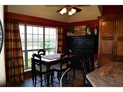 408 Chad Dr, Tuttle, OK 73089 photo 9