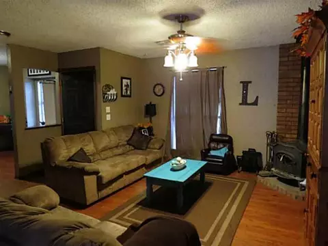 122 Tracye Dr, Mcloud, OK 74851 photo 4