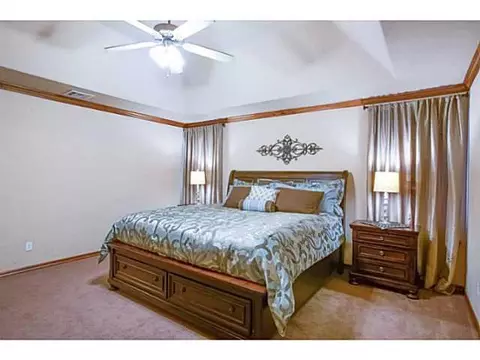 1712 Riverview Dr, Tuttle, OK 73089 photo 10