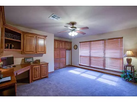 1712 Riverview Dr, Tuttle, OK 73089 photo 14
