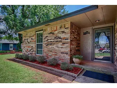 1732 E Longview Ln, Mustang, OK 73064 photo 3