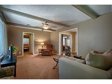 1732 E Longview Ln, Mustang, OK 73064 photo 6