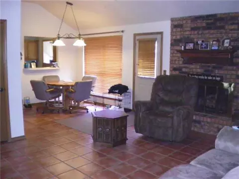 4313 Trinity Dr, Shawnee, OK 74804 photo 4