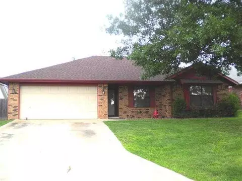 4313 Trinity Dr, Shawnee, OK 74804 photo 1