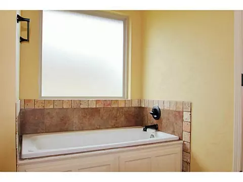 11610 E Britton Rd, Jones, OK 73049 photo 11