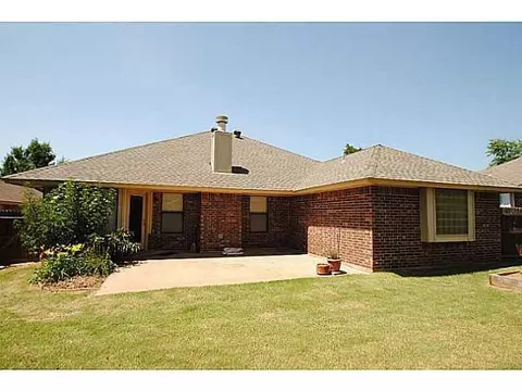 700 Goshawk Dr, Norman, OK 73072 photo 11