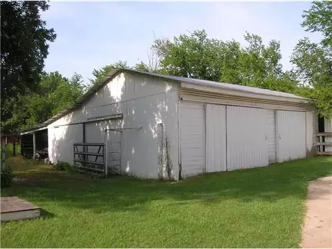 29710 Clearpond Rd, Mcloud, OK 74851 photo 20