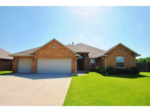 4105 Champlain Ct, Yukon, OK 73099 photo 1