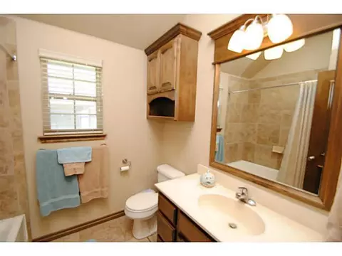 4105 Champlain Ct, Yukon, OK 73099 photo 12