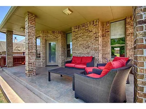 809 Kelsi Dr, Moore, OK 73160 photo 18