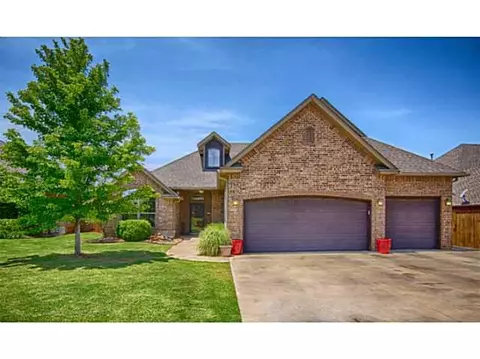 809 Kelsi Dr, Moore, OK 73160 photo 1