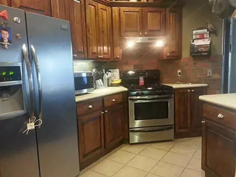 115 W End Ct, Tuttle, OK 73089 photo 7