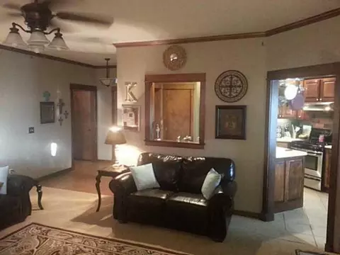 115 W End Ct, Tuttle, OK 73089 photo 5