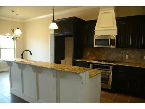 4900 Champlain Pl, Edmond, OK 73025 photo 7
