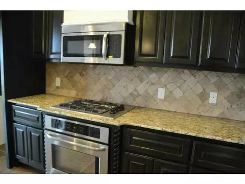 4900 Champlain Pl, Edmond, OK 73025 photo 8