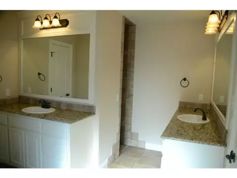 4900 Champlain Pl, Edmond, OK 73025 photo 10