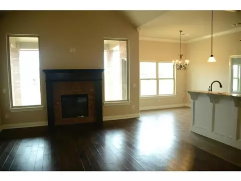 4900 Champlain Pl, Edmond, OK 73025 photo 5