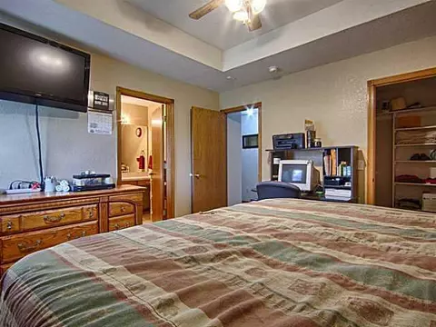 5 E Locust St, Tuttle, OK 73089 photo 9