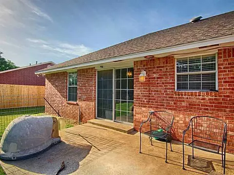 5 E Locust St, Tuttle, OK 73089 photo 16