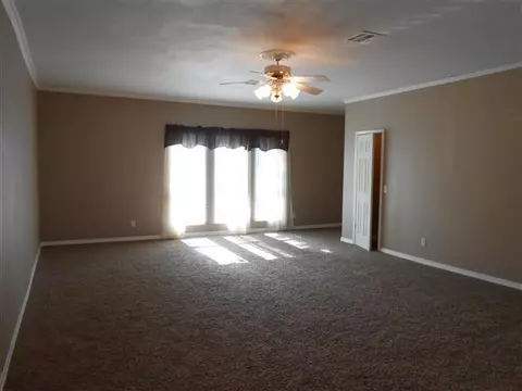 120 N 10th St, Mcloud, OK 74851 photo 6