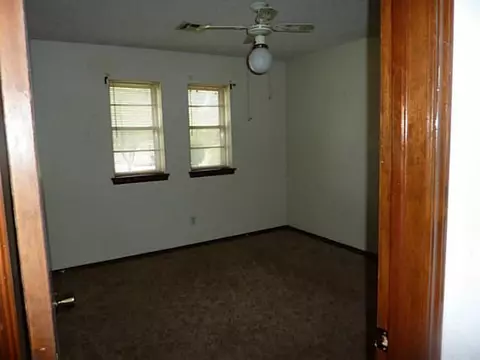 3304 E Noble Dr, Edmond, OK 73034 photo 9
