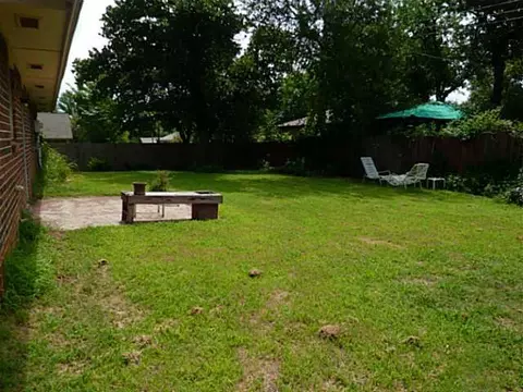 3304 E Noble Dr, Edmond, OK 73034 photo 2