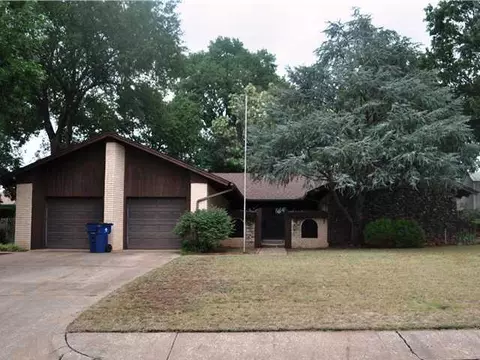 928 E Mockingbird Dr, Guthrie, OK 73044 photo 1