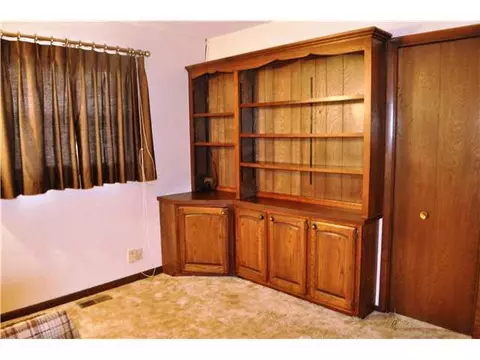 928 E Mockingbird Dr, Guthrie, OK 73044 photo 11