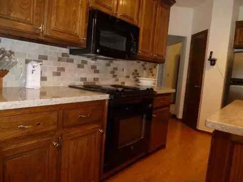 10013 Dover Dr, Yukon, OK 73099 photo 17