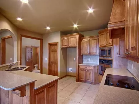 1632 Apache Trl, Edmond, OK 73003 photo 3