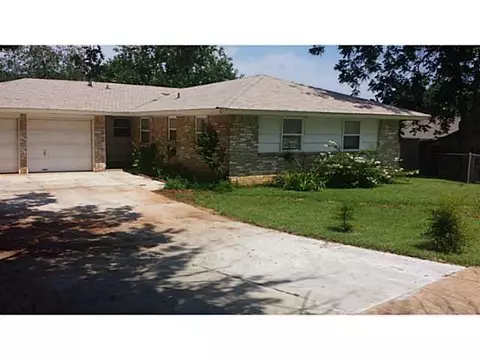 641 E 27, Edmond, OK 73013 photo 1