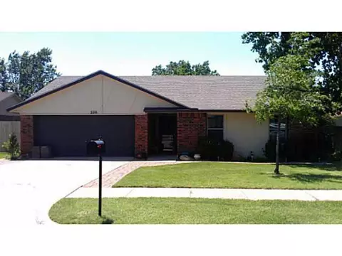 226 Cindy Ave, Norman, OK 73071 photo 3