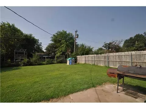 222 E Cherry Ave, Yukon, OK 73099 photo 16