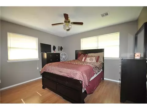 222 E Cherry Ave, Yukon, OK 73099 photo 8