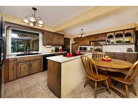 2101 Maxey Dr, Harrah, OK 73045 photo 8