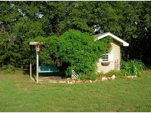 144 Shannon Dr, Mcloud, OK 74851 photo 6